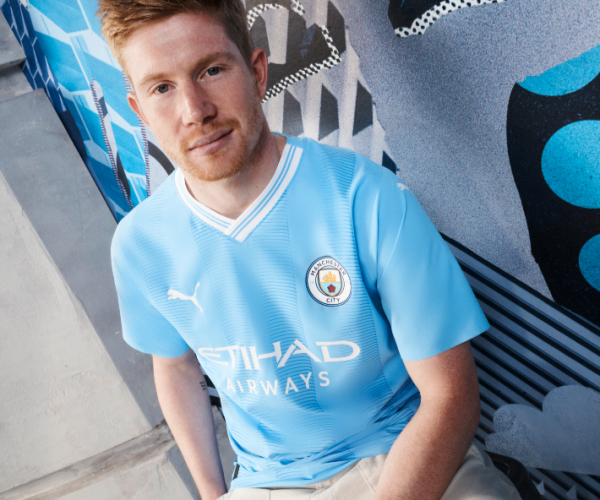 Manchester City football jersey